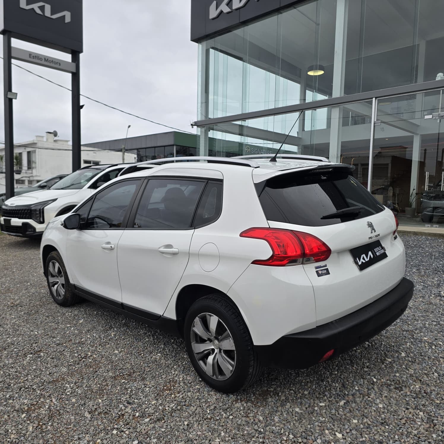 Peugeot 2008 - Foto 15