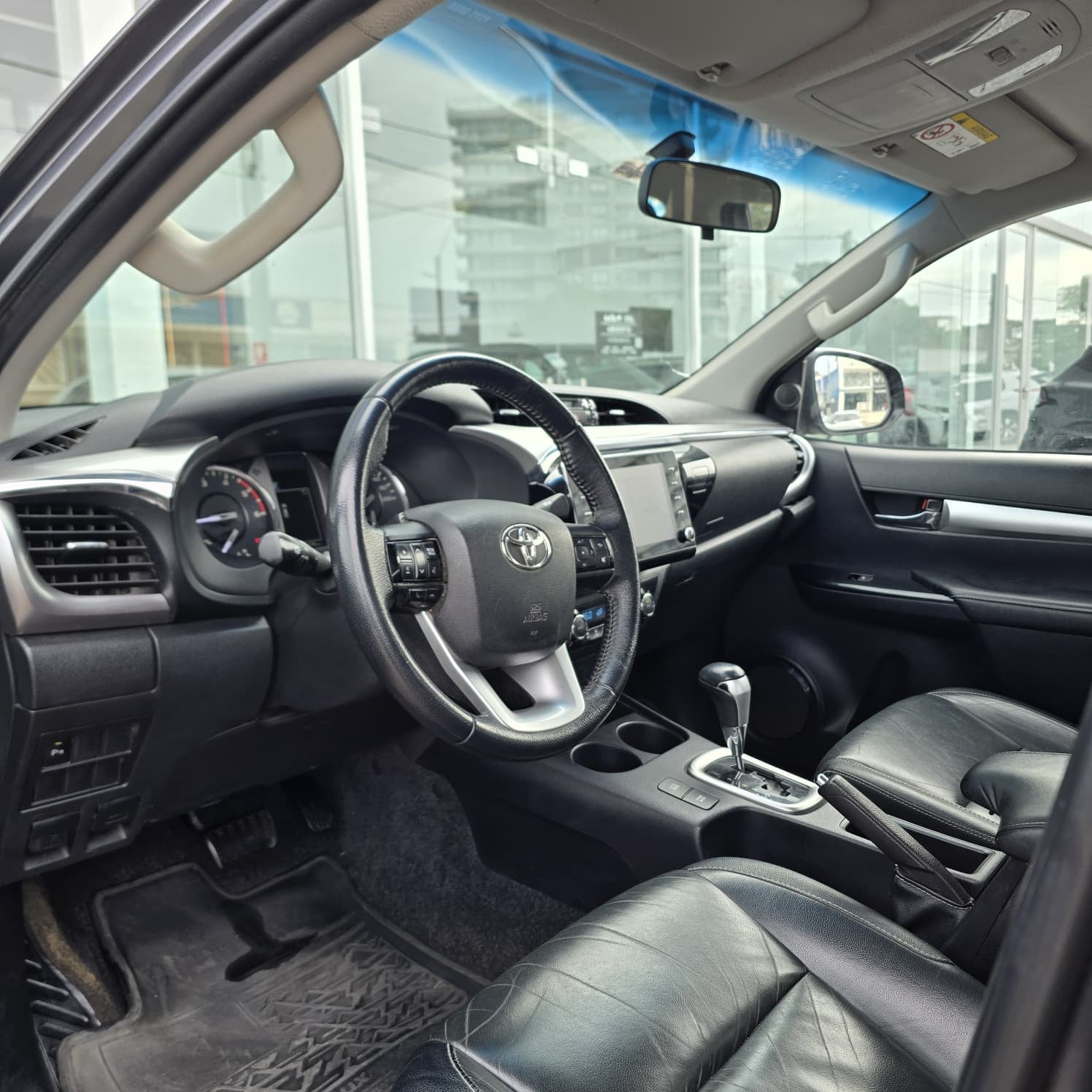 Toyota Hilux - Foto 7