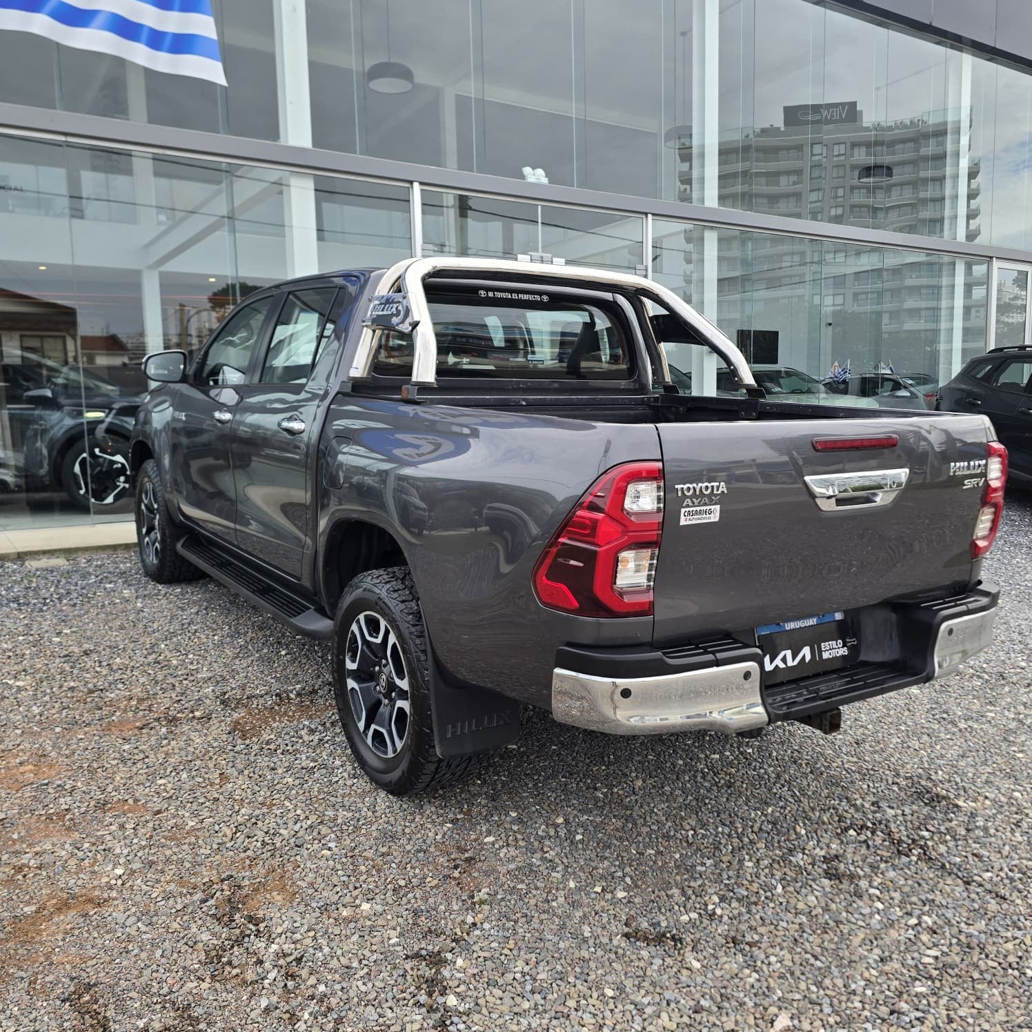 Toyota Hilux - Foto 11