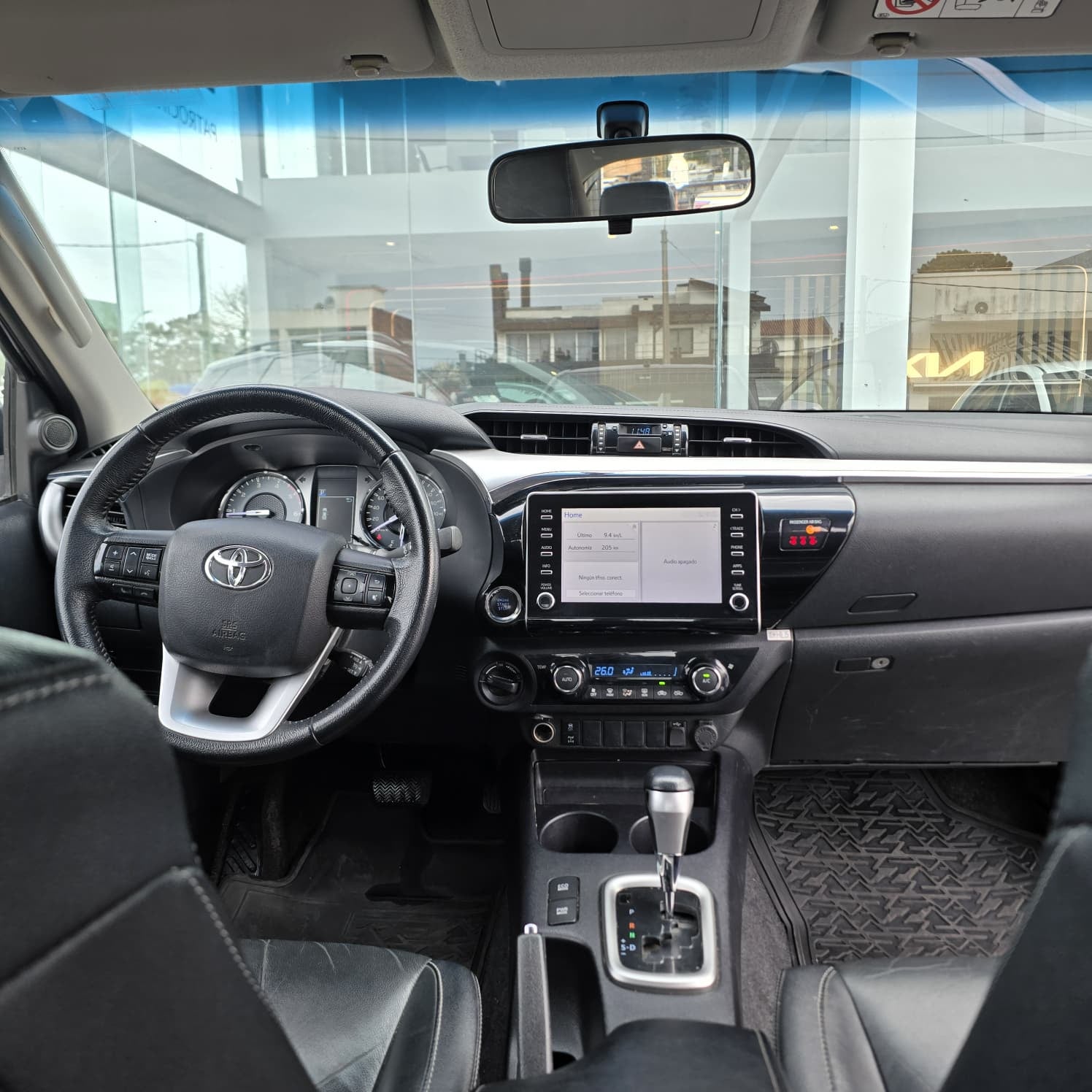 Toyota Hilux - Foto 14
